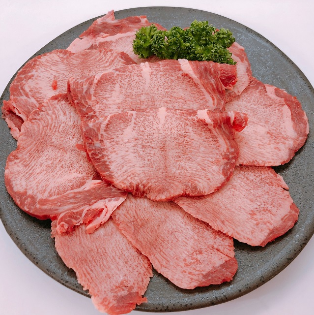 生牛タン 1本　約600g